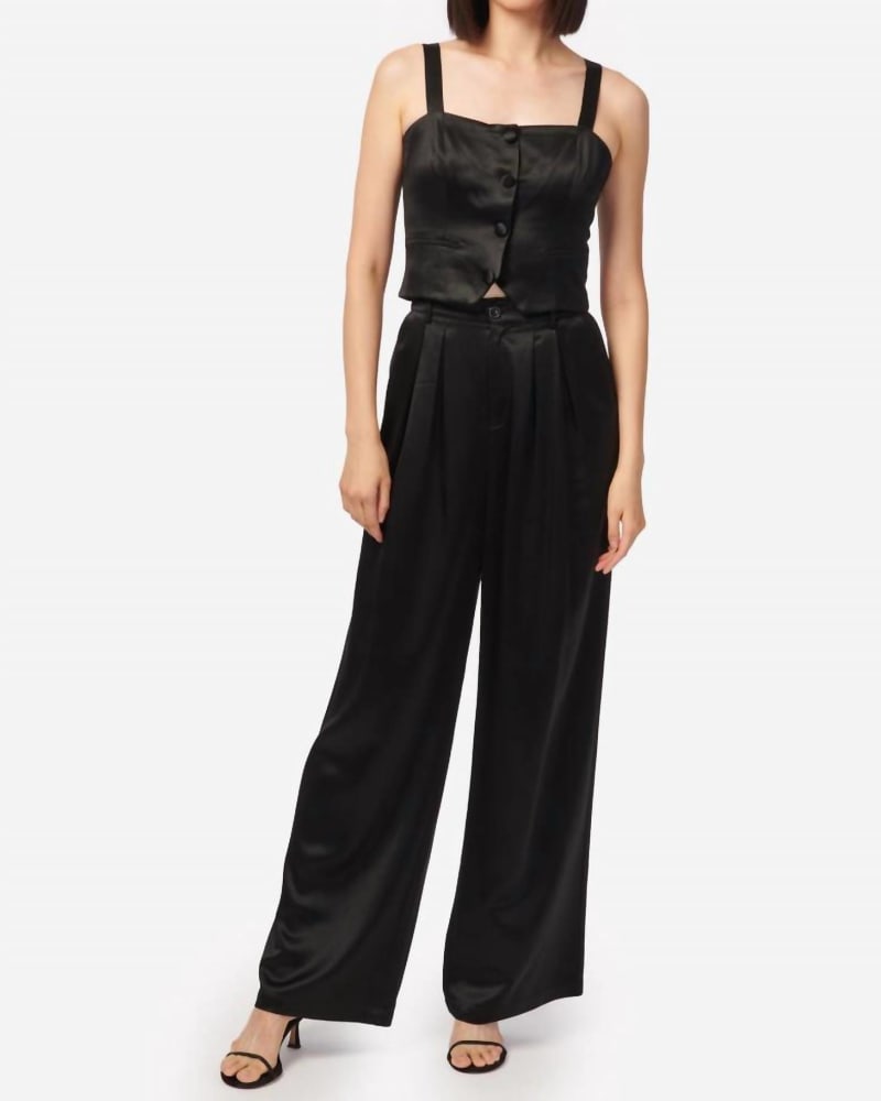 Front of a model wearing a size 12 Davina Pant In Black in Black by Cami NYC. | dia_product_style_image_id:351134